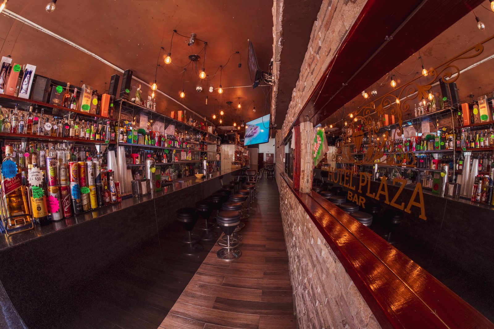 Bar Plaza